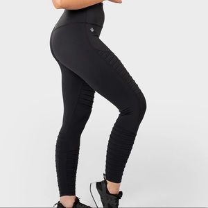 Workout EmpireRegalia Future Leggings (no longer available on their website